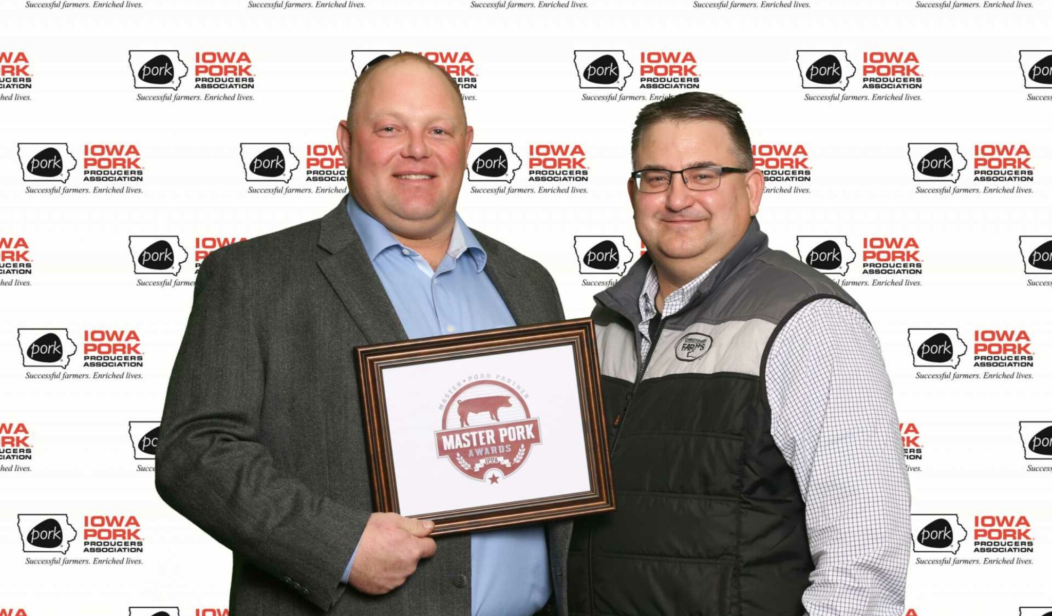 CF Livestock Hauler Recognized as Iowa Master Pork Partner